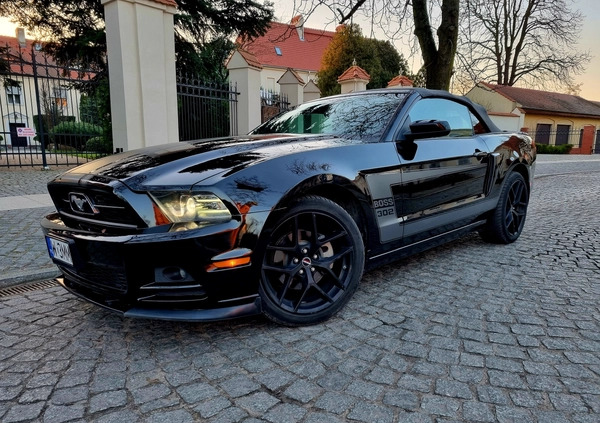 Ford Mustang cena 69000 przebieg: 208000, rok produkcji 2014 z Luboń małe 277
